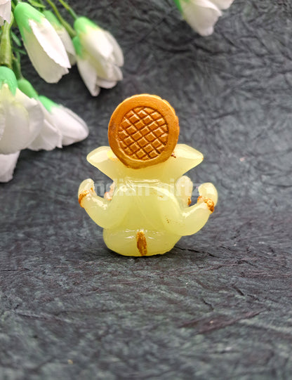 Glow-Effect Ganpati Murti  Illuminated Ganesha Idol with Elegant Gold Touch  Perfect for Home Décor, Workspaces & Car Dashboard