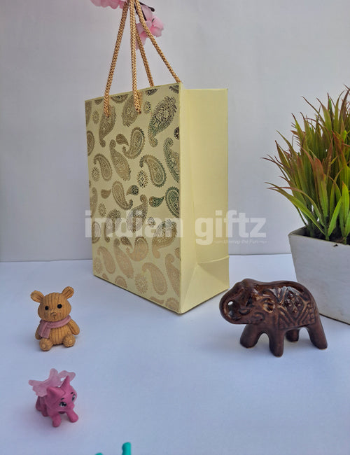 Green Printed Paper Gift Bags for Return Gifts | Weddings | Birthday (8 × 6 inch)