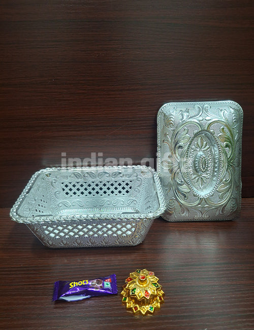 Silver Plastic Box Thambullam Set