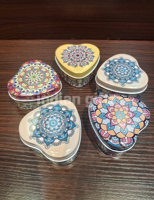 Printed Heart Shape Metal Gift Tin