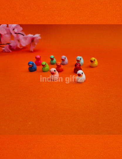 Miniature Multi Colour Resin Ducklings 8 Pcs 1 Set – Bright & Adorable Garden Accent Set.  Gifting, Home Decor, Table, Car Dashboard Office Table