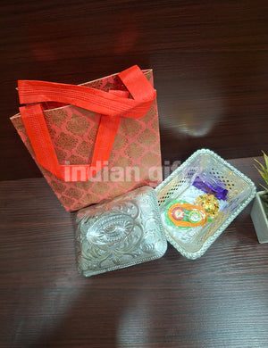Non Woven Gift Bag with Silver Plastic Box Thambullam Set