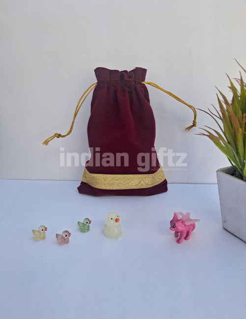 Maroon Velvet Potali Bag For Wedding| Housewarming| Navaratri| All Events  (9 x 6 inch)