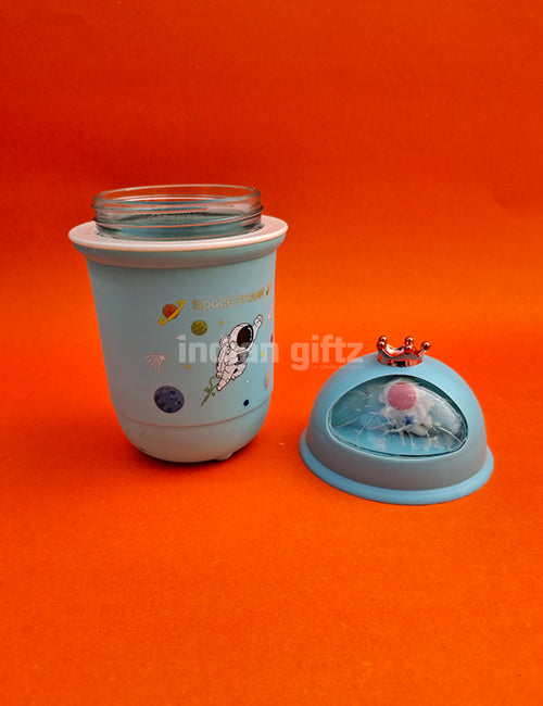 Astronaut Space Art Glass Tea & Coffee Mug with Crown Lid – 300ml